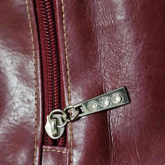 Women's Red Leather Handbag - Picture 6 of 9